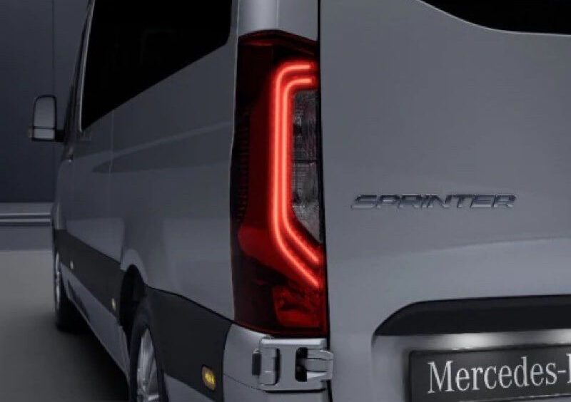 Mercedes Sprinter 2018+ R/Droite Feux Arrière Led Générique